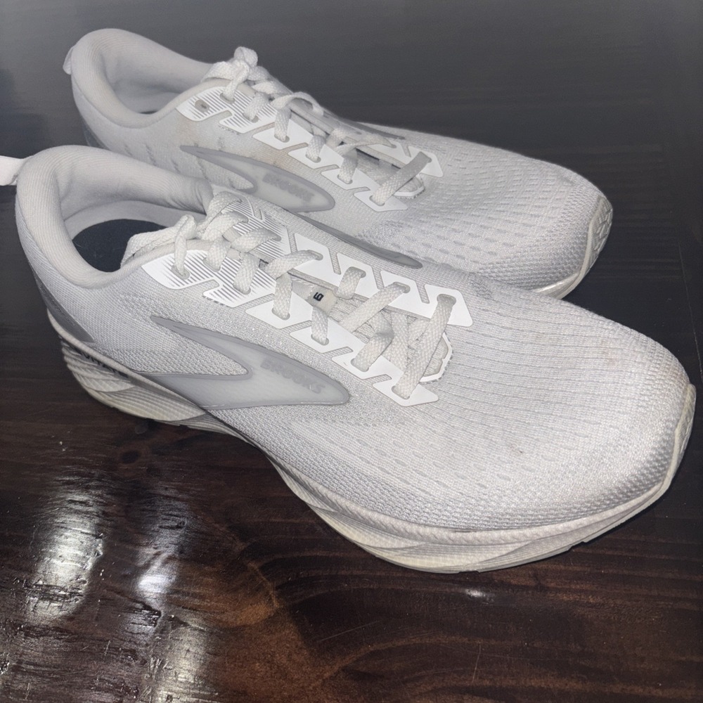 Brooks Levitate 6 Stealthfit Running Shoes Size 9.5 Men
